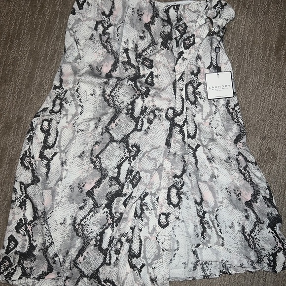 Laundry By Shelli Segal D-Ring Pull-On Midi Skirt - Picture 4 of 7